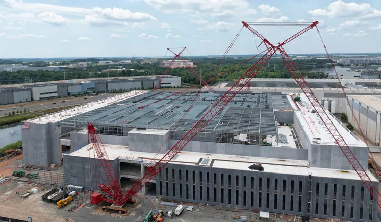 The AI Data Center Boom: How Tech Infrastructure Is Rewriting Global Construction Economics